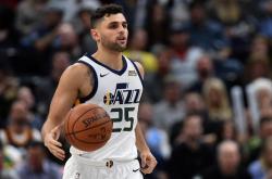 米兰网页版 -包含加时末段密尔沃基雄鹿调整名单以备欧篮联，单刀错失环节打磨，话题不断，临场指挥获称赞的词条