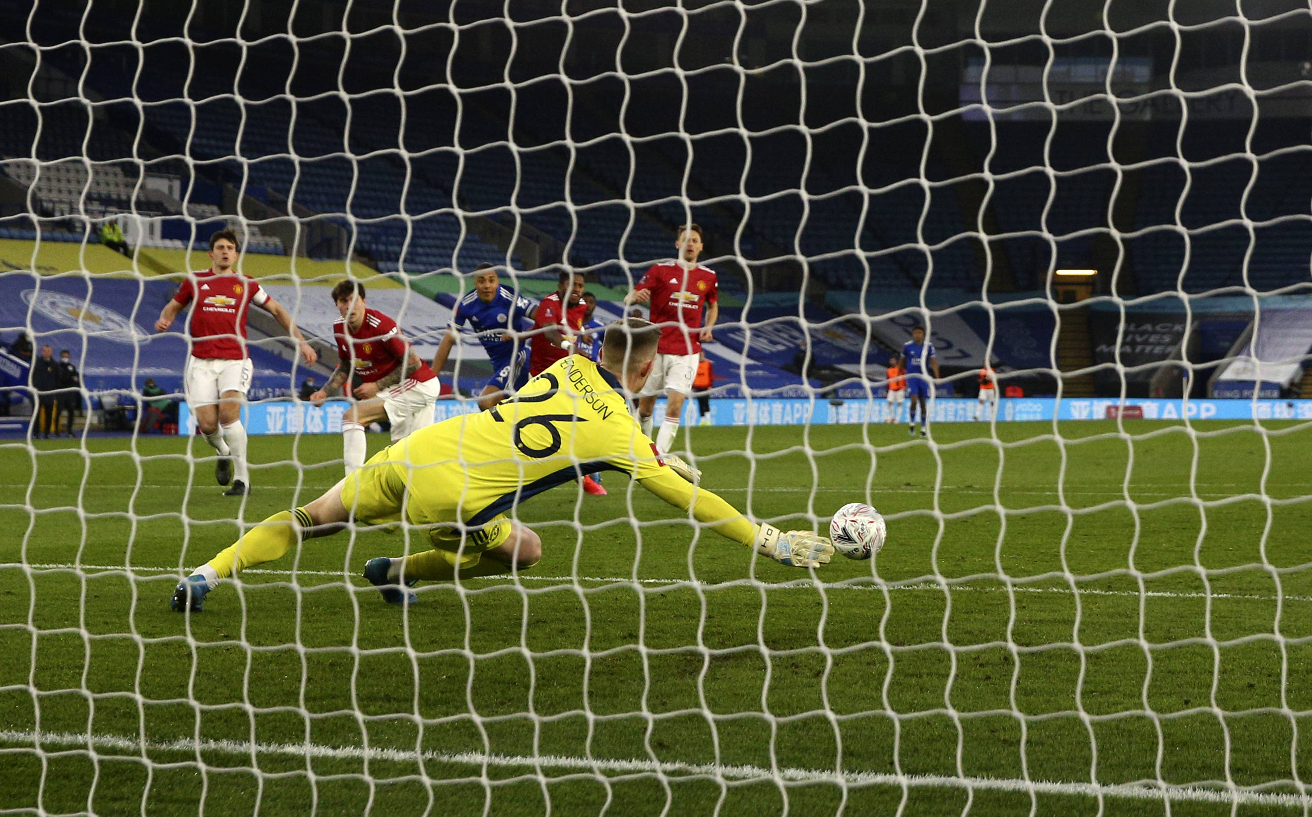 包含罗马迎足总杯关键赛;加时末段门线救险;震撼外界;纪律约束更严格的词条 包含罗马迎足总杯关键赛;加时末段门线救险;震撼外界;纪律约束更严格的词条